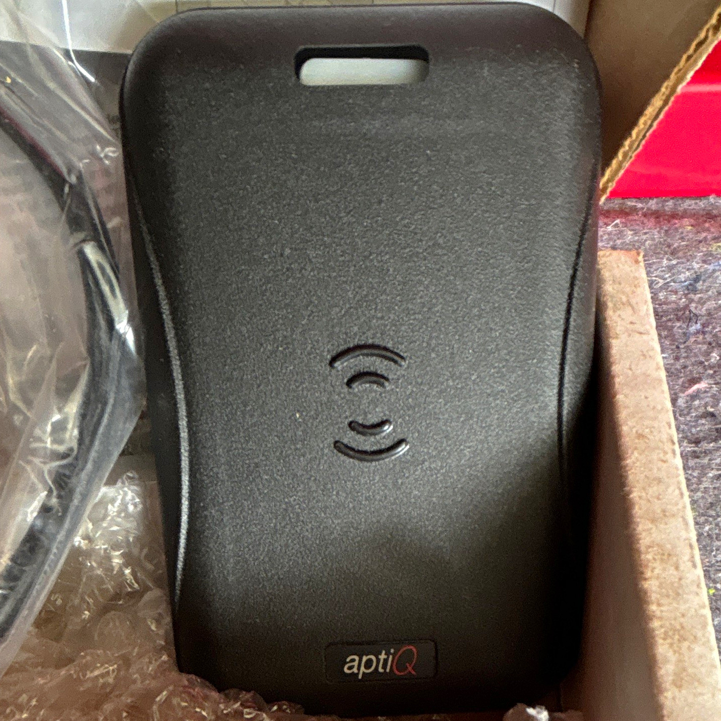 aptiQ MT15 Multi-Technology Wired Wall Mount Single Gang RFID Reader Black