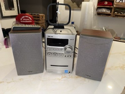 Sony CMT-NEZ3 Micro Hi-Fi Shelf System - W/REMOTE - CD/Tape/AM/FM, Tested Works