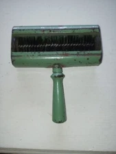 Antique Vintage Metal Lint Roller