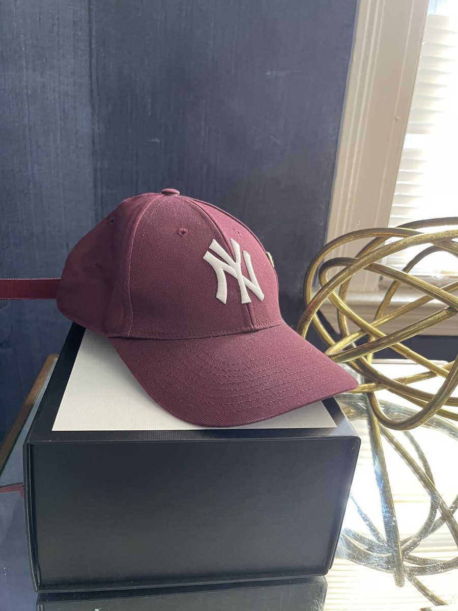 GUCCI NY Yankees Burgundy Embroidered Baseball Hat Moth