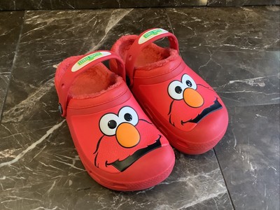 elmo crocs