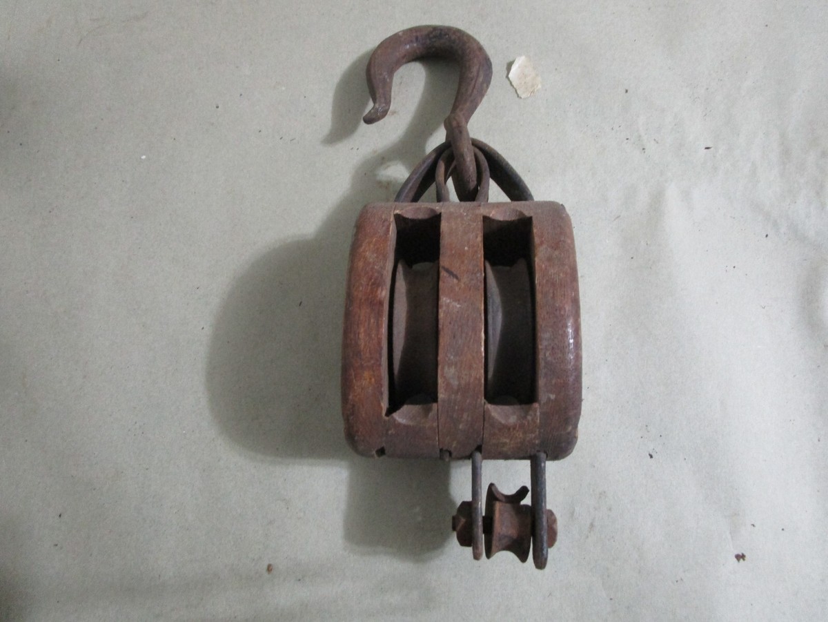 Vintage Madesco Products Easton PA Wood Pulley Hook Block Tackle