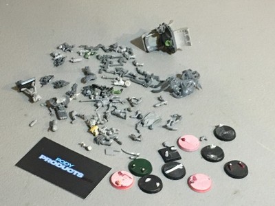 A34947 WARHAMMER 40K FANTASY MIXED BITS LOT VAMPIRE COUNTS SPACE MARINES WOLVES
