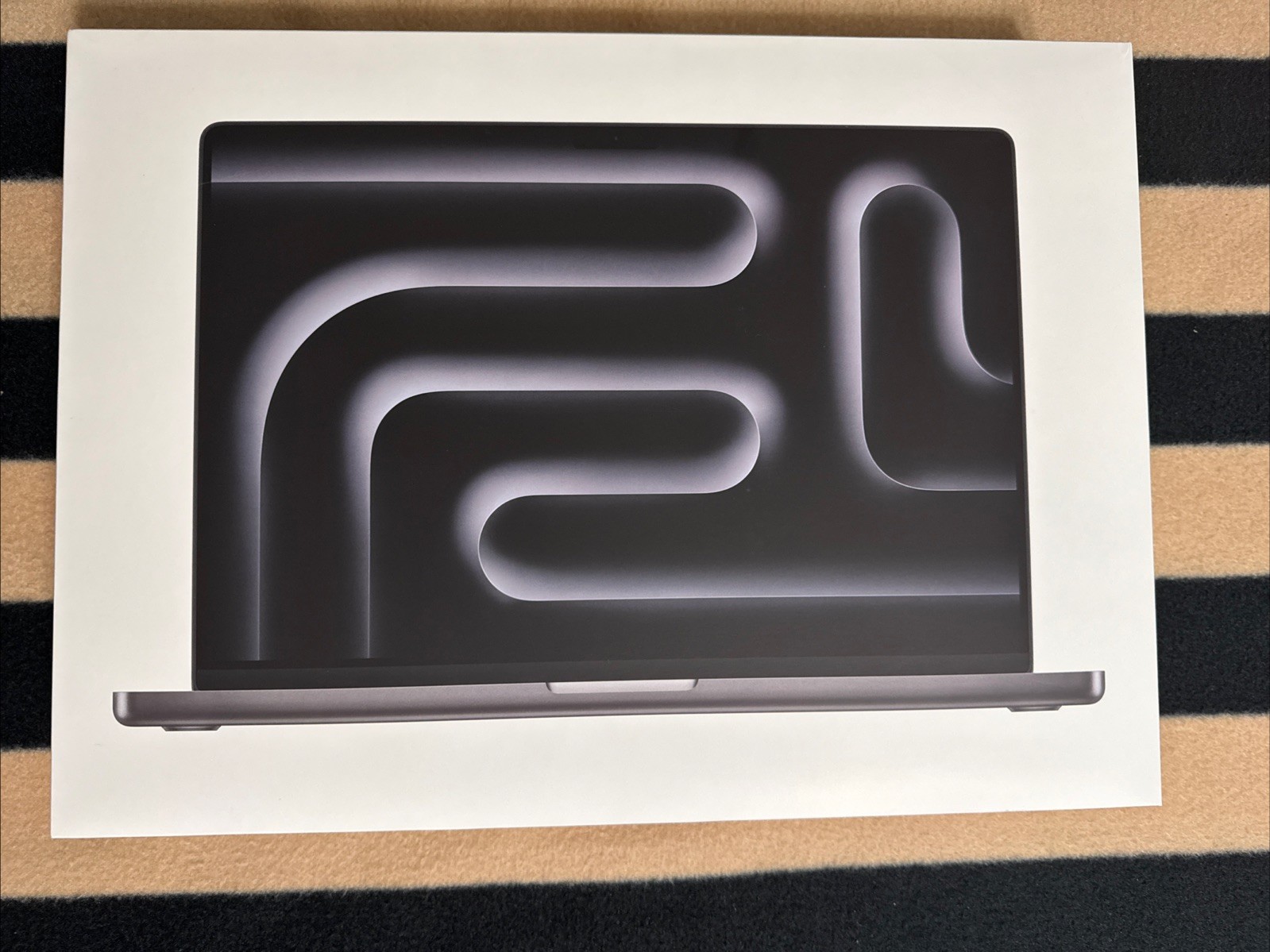 Apple Macbook Pro 16" M4 Pro 14 Core 48GB RAM / 1 TB SSD Space Black Z1FT000CE
