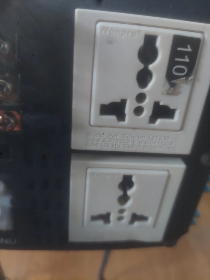 Pre-Owned Power Jack power inverter, 8000 Watts, LF. For solar and off grid - Image 3 of 4