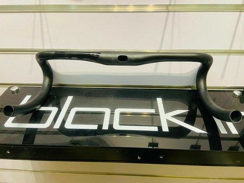 Black Inc 31.8x360mm Carbon Road Handlebar - Picture 3 of 6