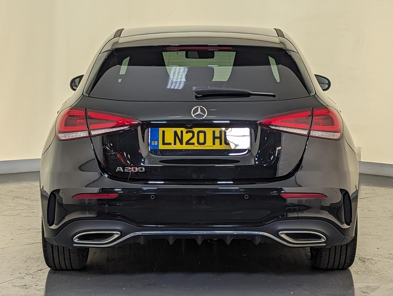 2020 MERCEDESBENZ A200 AMG LINE EXECUTIVE APPLE CARPLAY 1 OWNER SVC