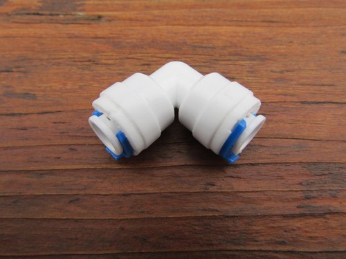 1/4" 90 Degree Elbow for Reverse Osmosis (RO) Water Purification Systems - Picture 3 of 6