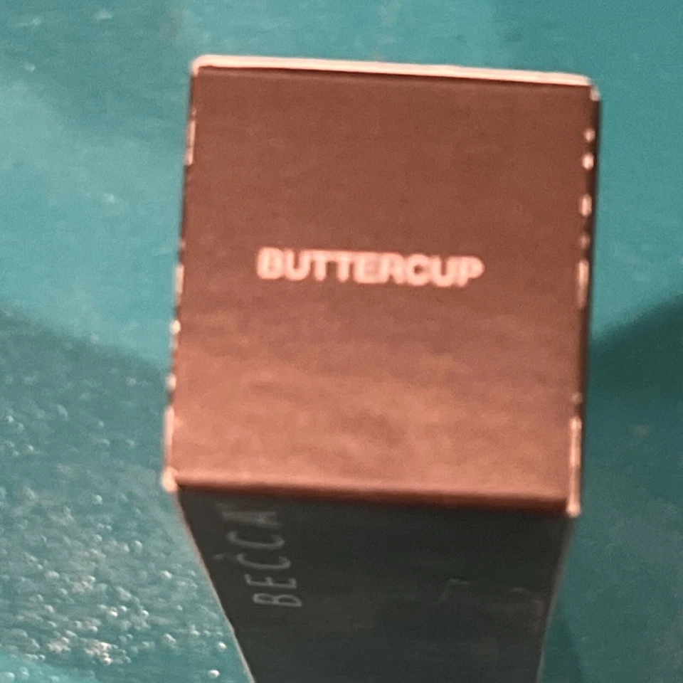 becca ultimate coverage foundation Buttercup - Image 2 of 2