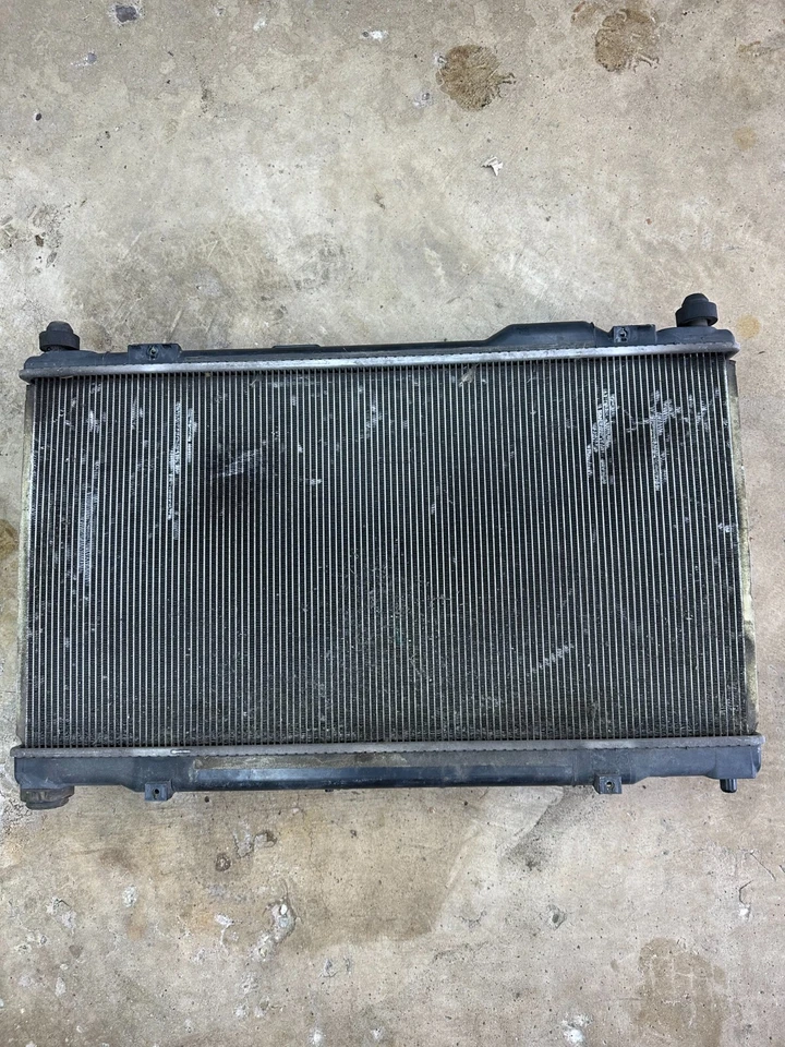 🥇06-15 LEXUS IS250 IS350 ENGINE MOTOR COOLING RADIATOR OEM 2007 Lexus is 250 - Изображение 2 из 3