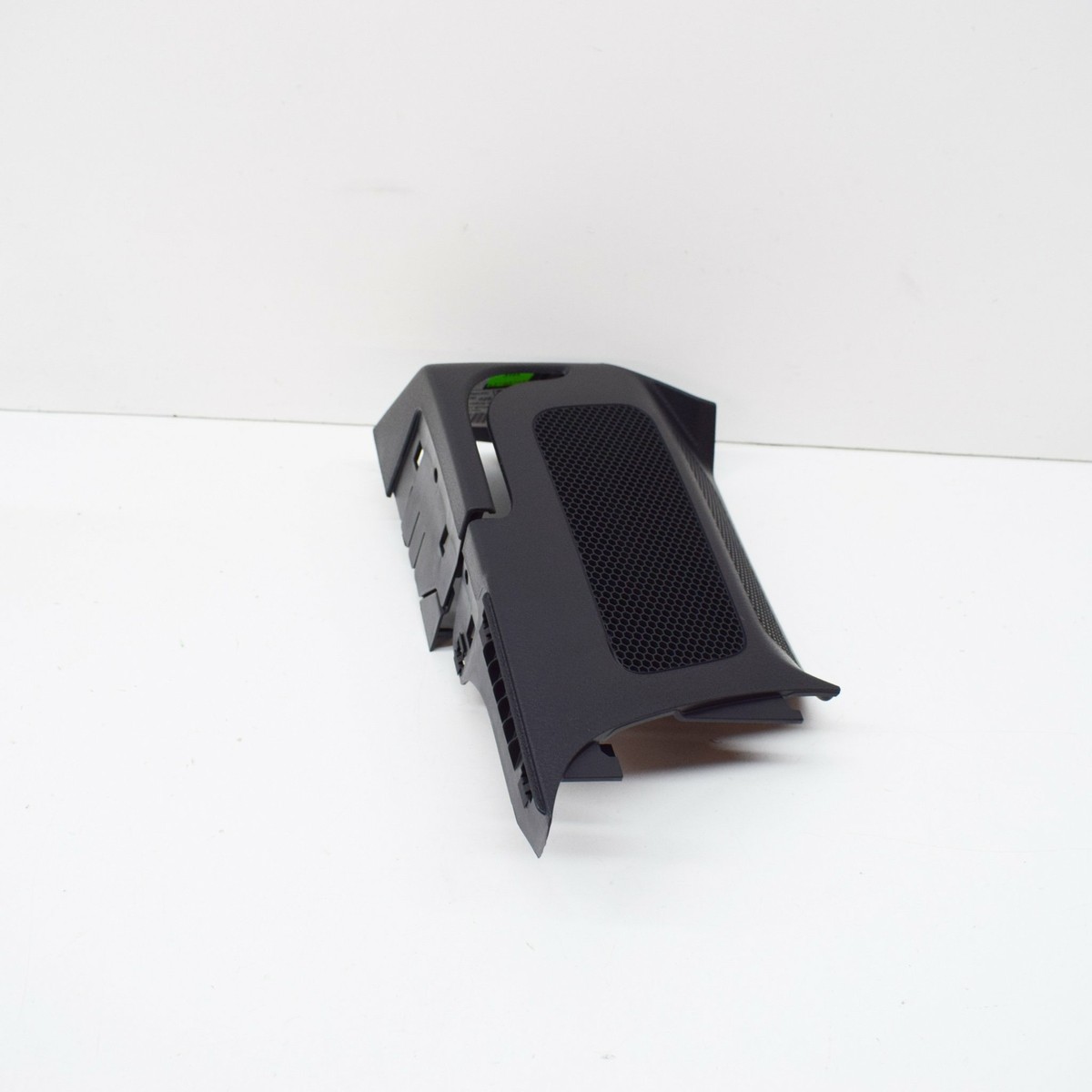 PORSCHE MACAN 95B Rear Right Top Ventilation Cover 95B863338B1E0 