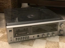 Soundesign 6620 AM/FM Cassette Record Player