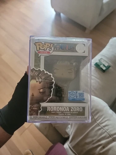 Funko Exclusive Pop Plus One Piece Zoro #1901 Bronze Statue