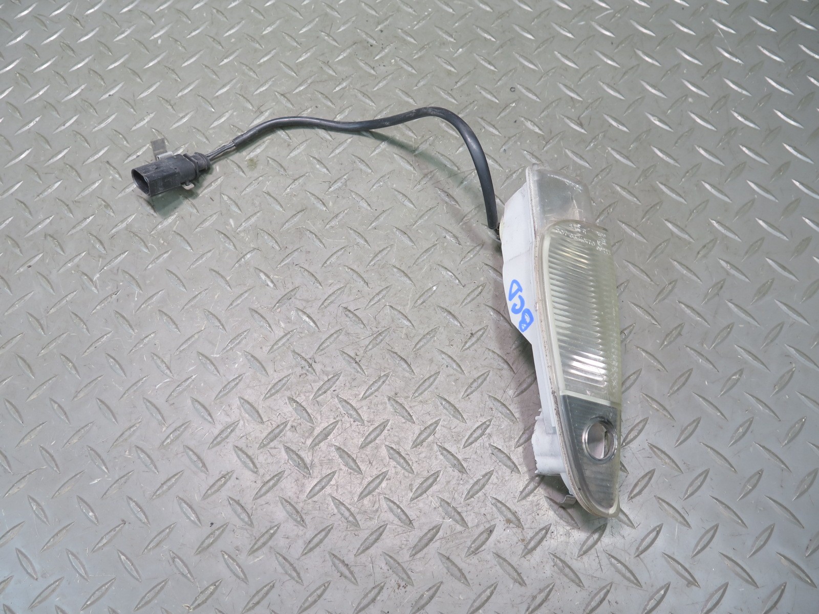2006-2012 BENTLEY FLYING SPUR LEFT RIGHT SIDE REAR BUMPER REVERSE LIGHT LAMP SET