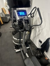 Life Fitness Cross Trainer