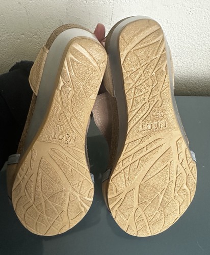 Naot Fiona beige silber roségold Keilabsatz bequeme Sandalen Gr. 35 L 4 exzellenter Zustand! - Bild 8 von 10