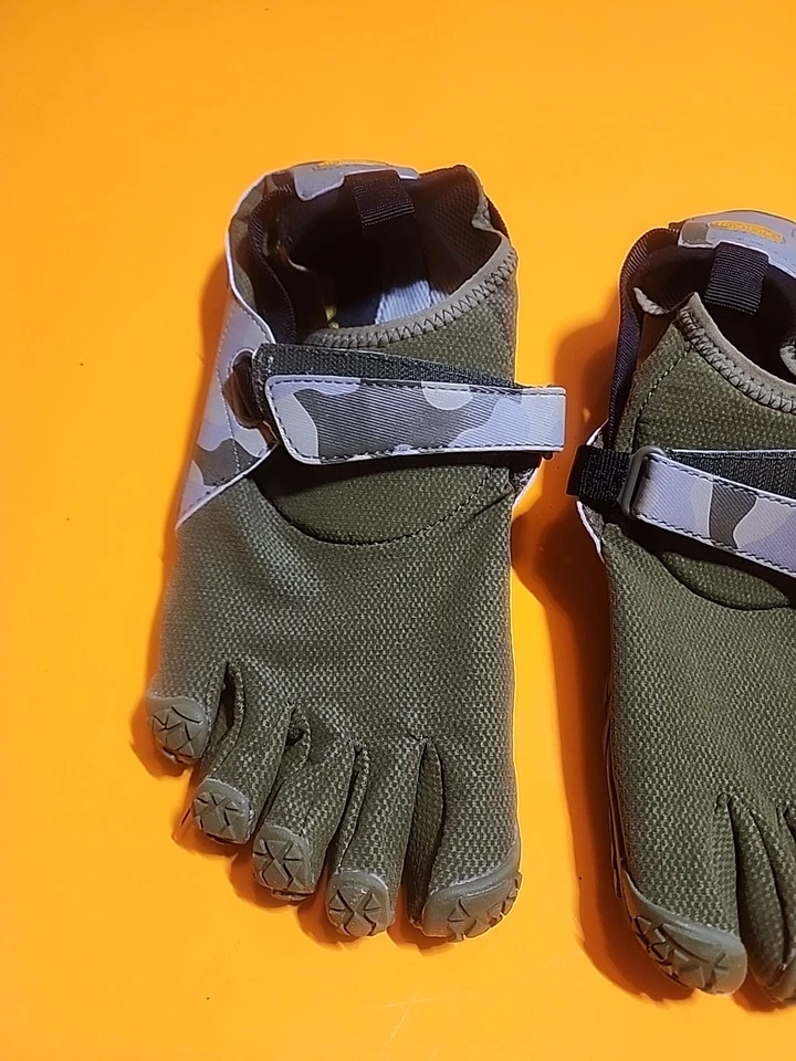 Vibram Five Fingers 23W5502 SPYRIDON EVO verde/camuflaje - talla 8-8,5 para mujer  Foto 2 de 4