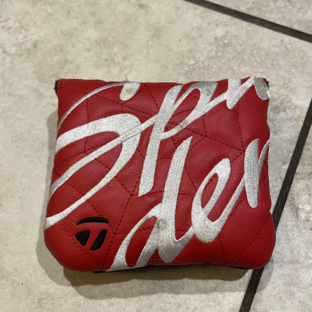 TaylorMade Spider GT Putter Headcover Mallet Red Black Quilted