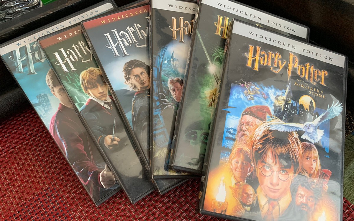ハリー・ポッター years 1-6 DVDセット Harry Potter Years 1-6 DVD Box Set (6-Disc Book Collection