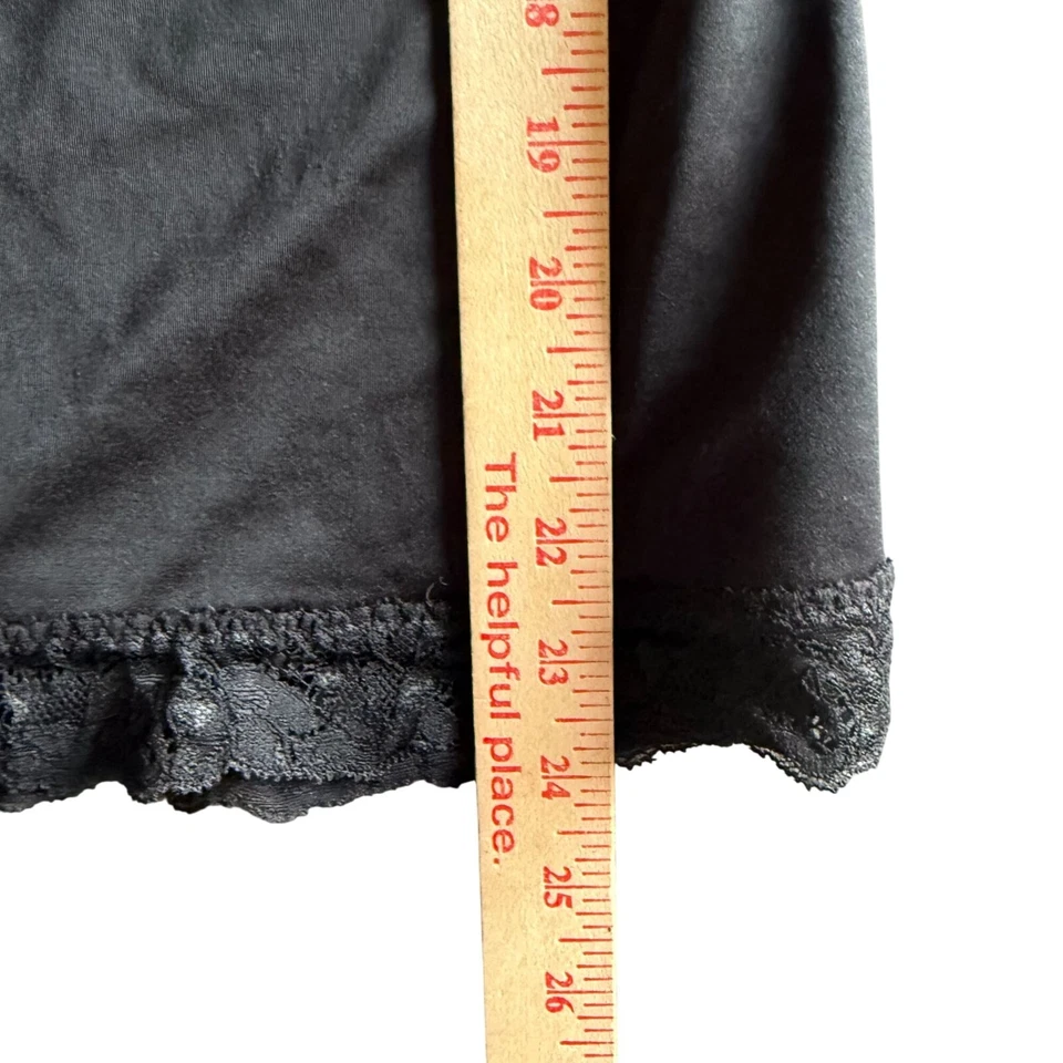 Prendas moldeadoras Spanx by Sara Blakely de una pieza grandes negras para mujer Foto 4 de 4