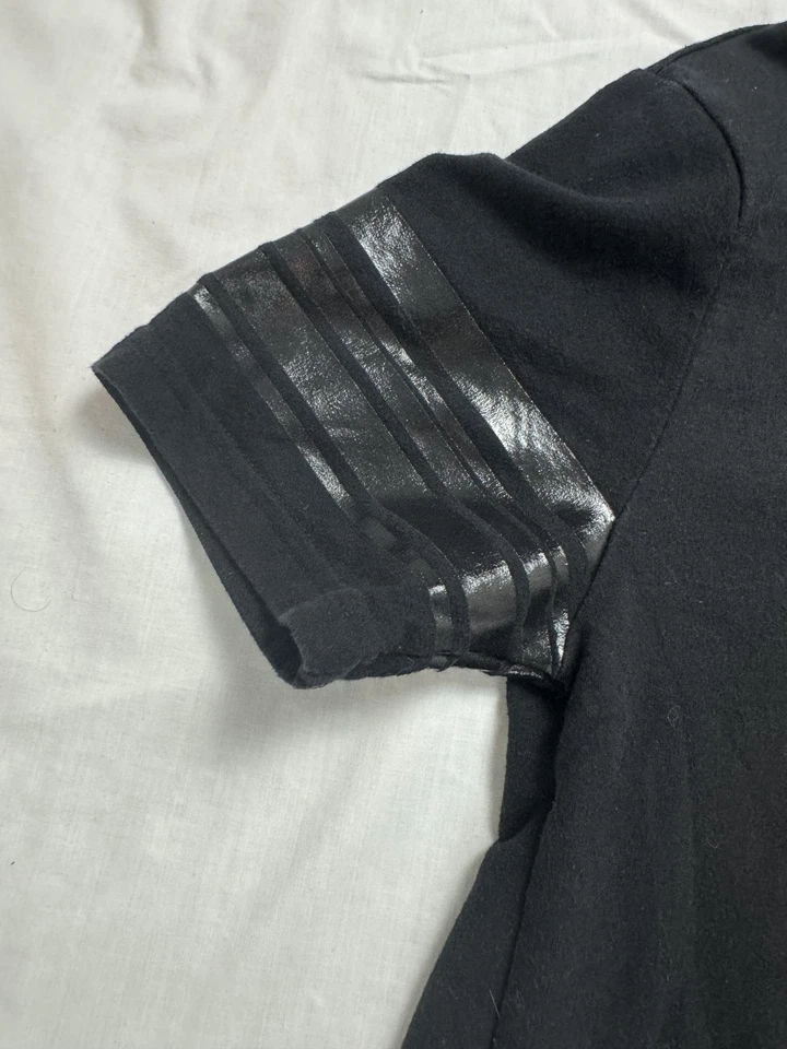 Disney Mickey Mouse Shirt Mens Small Black Gold Graphic Hoodie Pocket Hooded Tee - Image 3 of 4