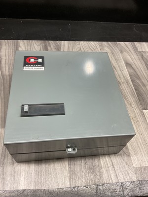 CUTLER HAMMER Enclosure *Empty* #4005D110PR5SI