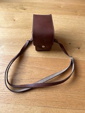 Alte Schmalfilmkamera AK8 von Pentacon, 8mm mit Hülle