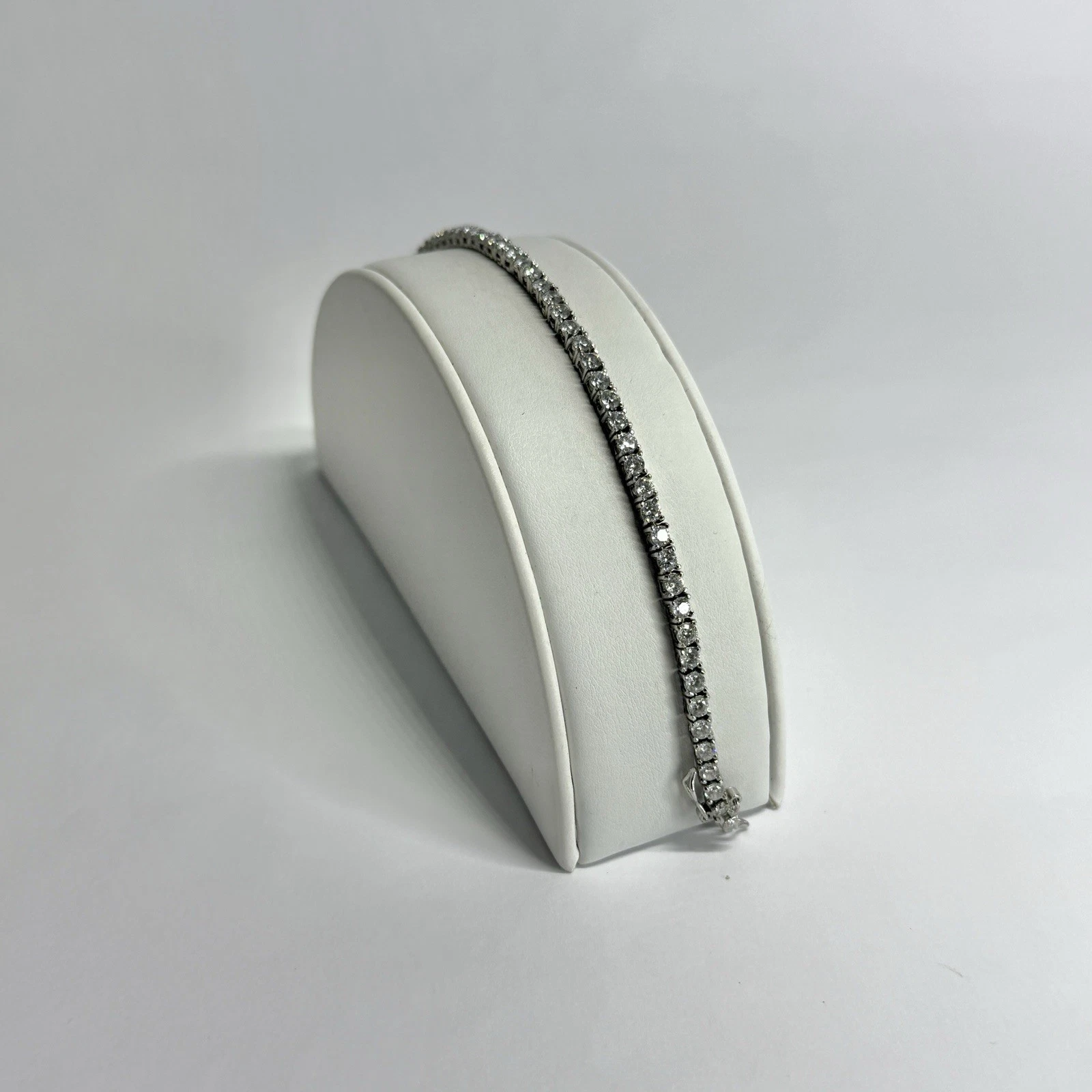 Elegant Tennis Rhinestone Sparkly Silver Tone Vintage Bracelet Jewelry Br240