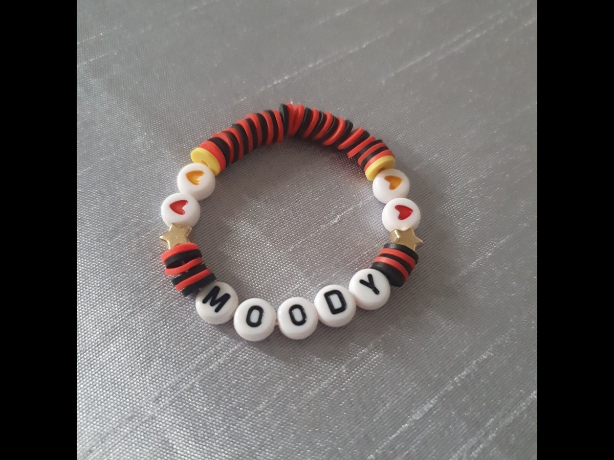 Clay bead bracelet moody sanna barbie shell