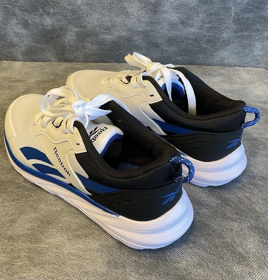 NWOT Reebok Kids Boys Size US 5 Sneakers Shoes White Blue Black New! - Image 4 of 4