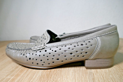   JENNY GRAUE HALBSCHUHE LOAFER GRÖßE 40 UK 6,5 LOCHMUSTER SCHÖNER GLANZ KLASSE