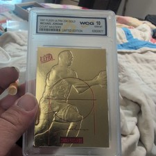 1997 Fleer Ultra 23K Gold Michael Jordan Court Masters Limited Edition