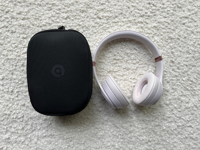 Beats Solo 4 Wireless On-Ear Headphones Matte Pink w/ Pouch | eBay