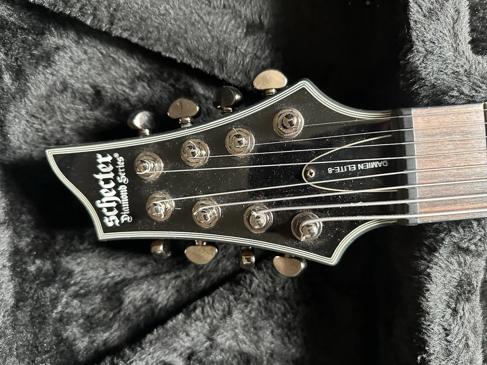 Schecter Damien Elite 8 String Lead Shred Guitar Excellent Condition - Image 4 of 4