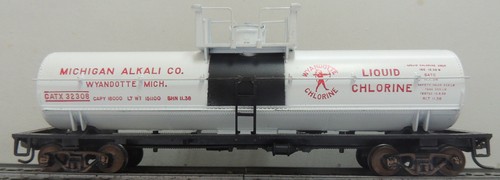 CARRO TANQUE QUÍMICO ATHEARN MICHIGAN ALCALINO 40' RTR MW KD'S CAR # 3230 ARTÍCULO # 1551 | Condition: Used