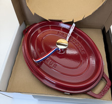 STAUB France Cocotte 29 cm oval 4,25 Liter Gusseisen bordeaux
