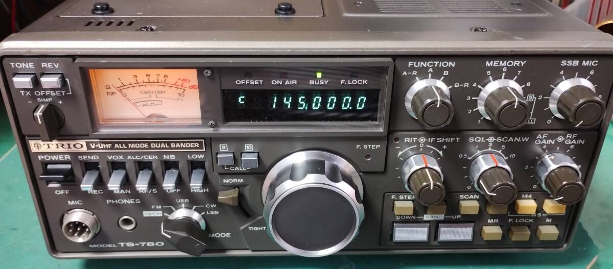 トリオ　TS-780　144ＭＨｚ／４３０ＭＨＺ KENWOOD TS-780 Transceiver 144/430MHz Duo Bander Ham Radio Tested