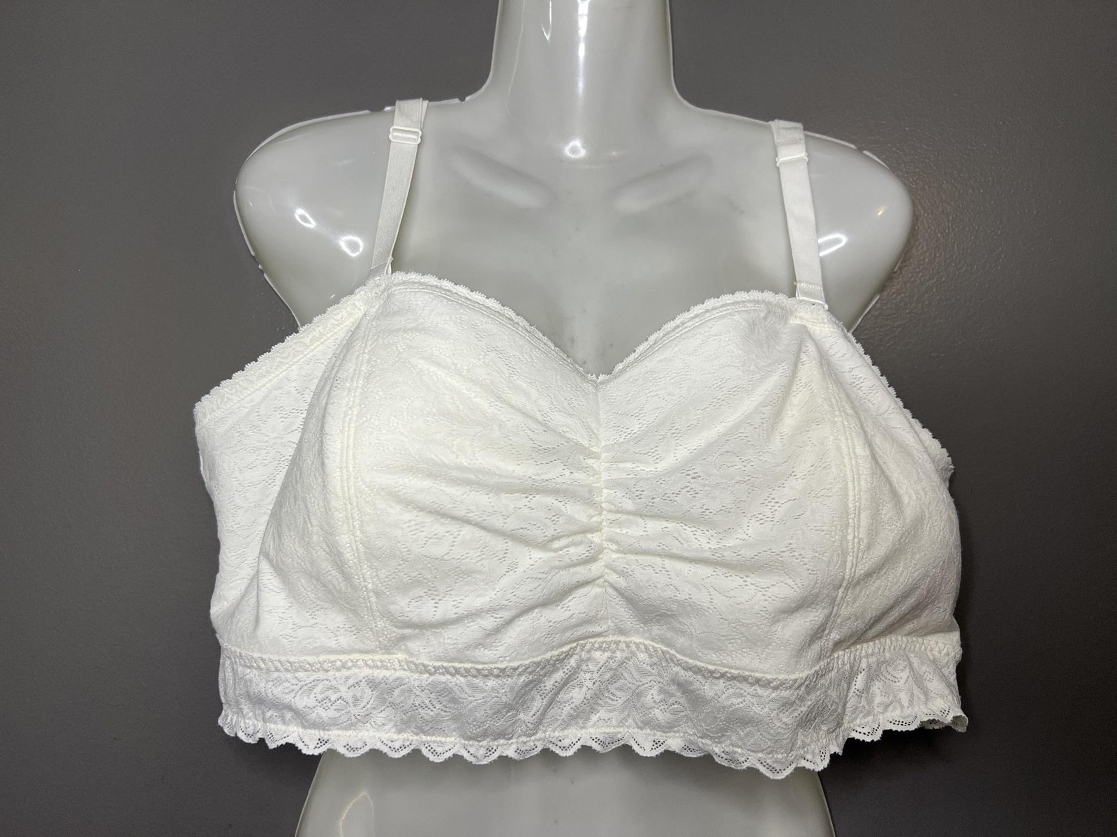 Torrid Bralette Bra Womens 3X (3) White Lace Wireless Lined FeelTheFit Plus-image