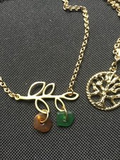 NEW HANDCRAFTED BEACH SEA GLASS NECKLACE PENDANT-METAL BRANCH W/LEAVES