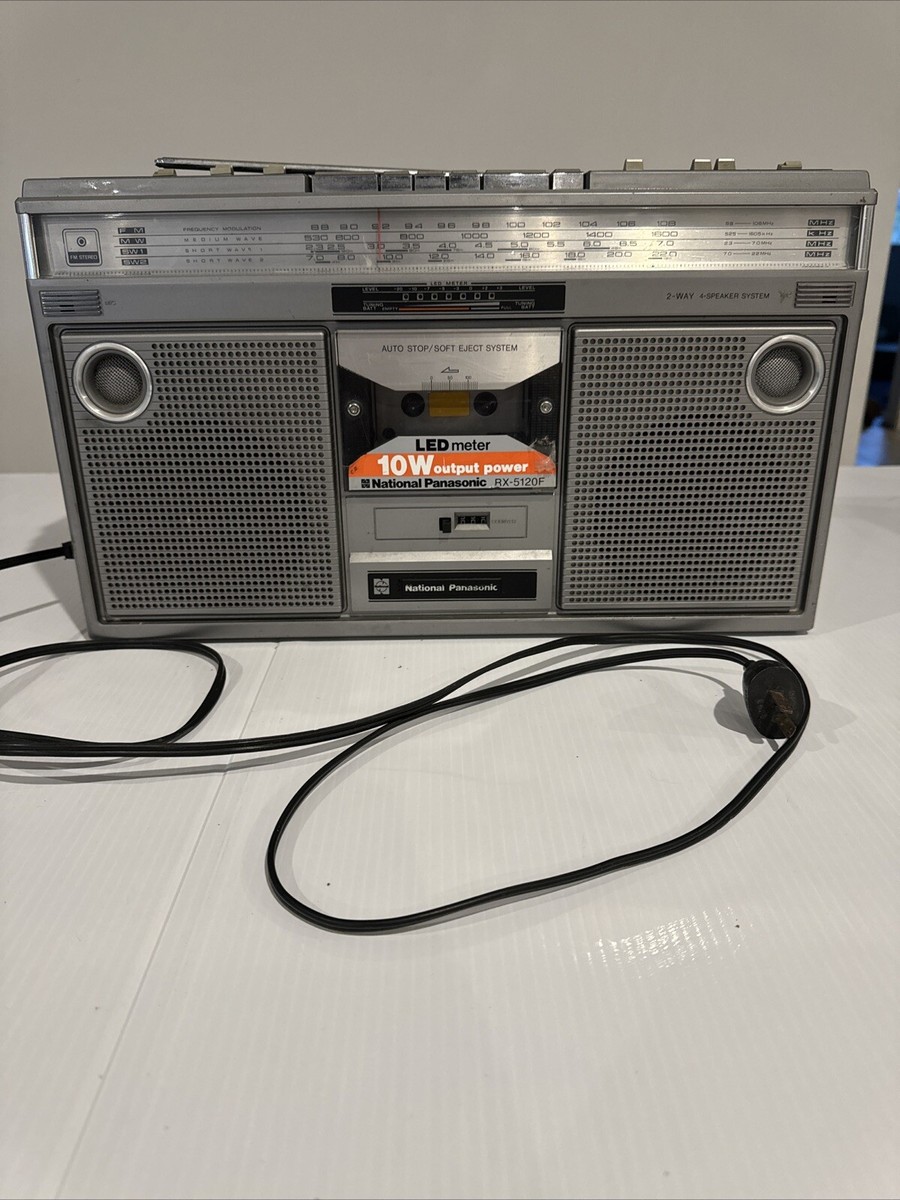 National Panasonic RX-5120F Portable Stereo Radio/Tape/FM National Panasonic RX-5120F Portable Stereo Radio/Tape/FM