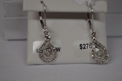 NEU Timeless LOVE Sterlingsilber und 1/4 cttw Diamant Anhänger Ohrringe 