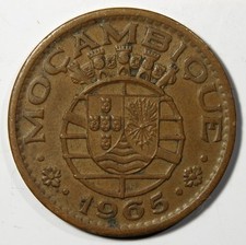 Moçambique Portugues - 1 Escudo 1965 + 1968 / Belas