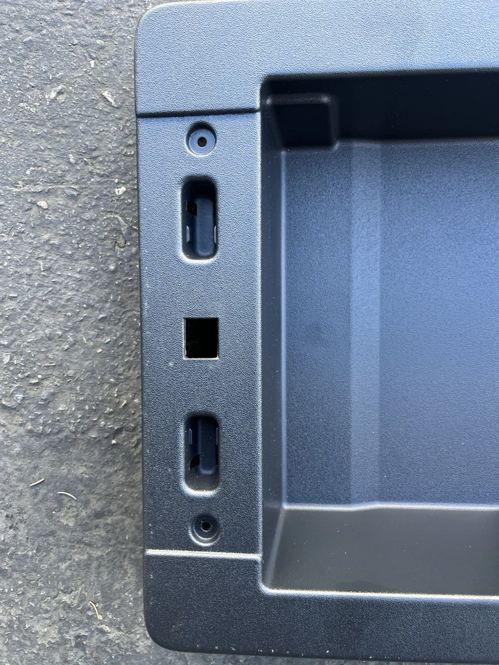 Ford F-150 F-250 F-350 2021-2025 doble cabina asiento central bandeja de almacenamiento inferior Foto 3 de 4