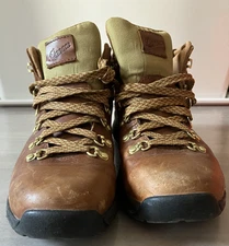 Danner Mountain 503 WP Hiking Boot In Brown Men's Size 8.5 D