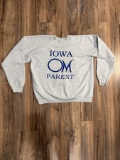 Vintage 90’s Iowa OM Parent XL Gray Crewneck Sweatshirt Ragland Sleeve USA Made