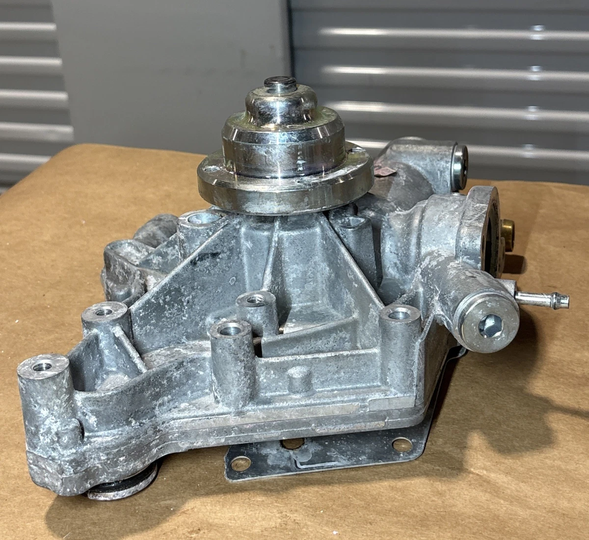 OEM Deutz Water Pump TCD2.9L4 JLG Boom Lift 70030554 70024910 Used photo 4