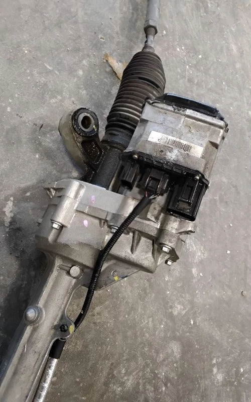 Barra de cambios de dirección Ford Fusion 2010-2012 potencia y piñón con asistencia eléctrica OEM Foto 3 de 3