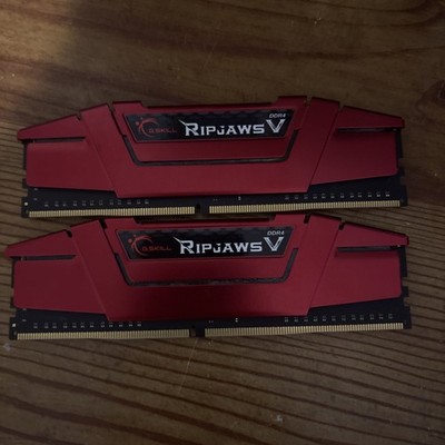 Pair 2 Tested GOOD GSkill Ripjaws V 2x 8GB DDR4 2400 Gaming XMP PC RAM DIMM 16GB