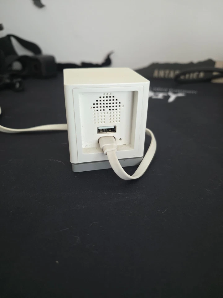 Wyze Labs Wyze Cam V2 1080p FullHD Wireless Security Camera - White - Image 2 of 4