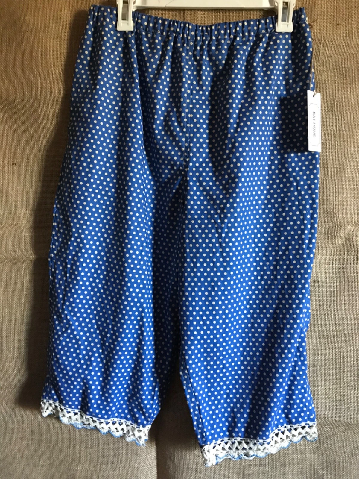 Kat Paws Capri Pants in 100% Cotton in Blue/tan polka dot, OS